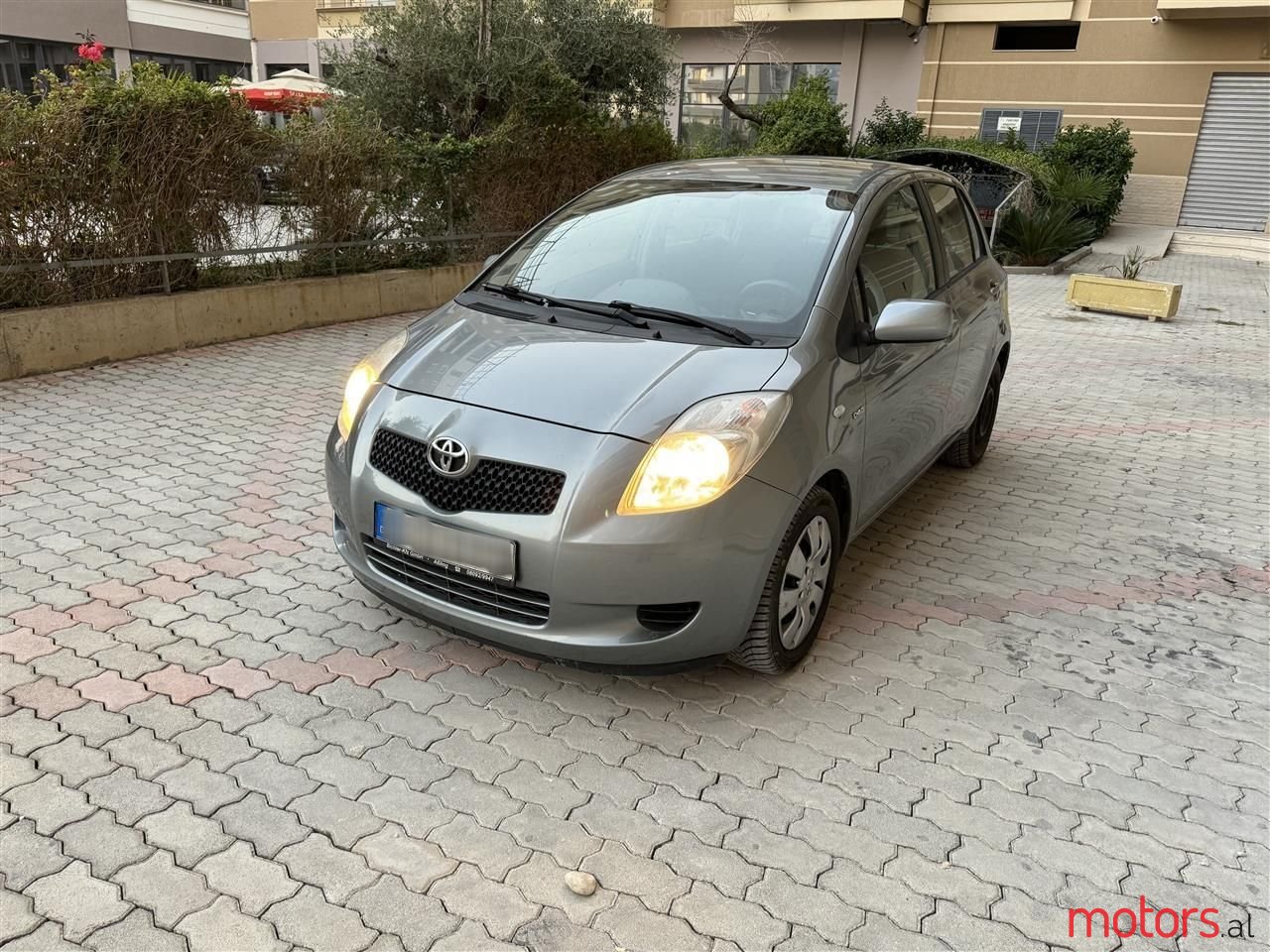 2007' Toyota Yaris photo #1