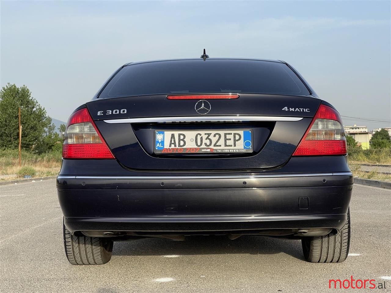 2008' Mercedes-Benz E 300 photo #6