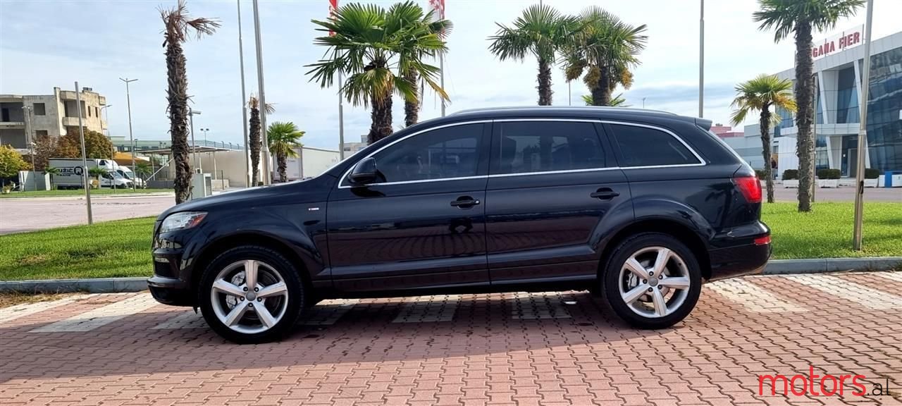 2012' Audi Q7 photo #4