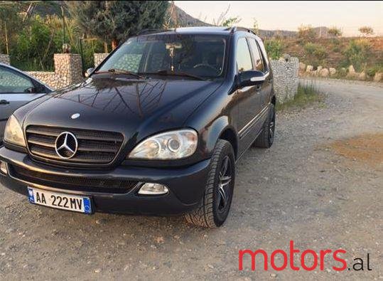 2002' Mercedes-Benz ML 270 photo #2
