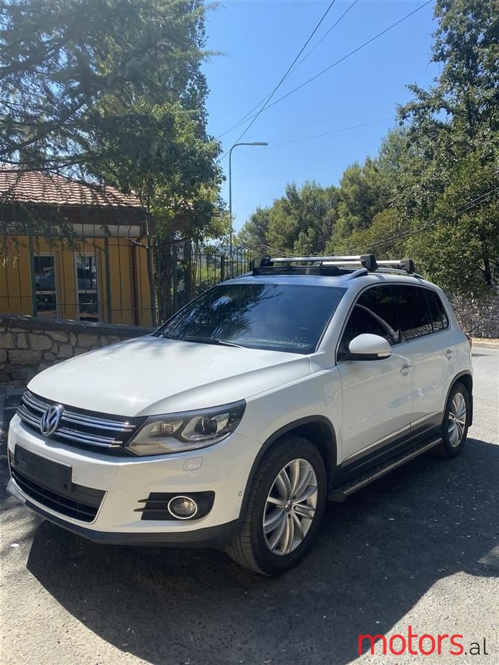 2014' Volkswagen Tiguan photo #3