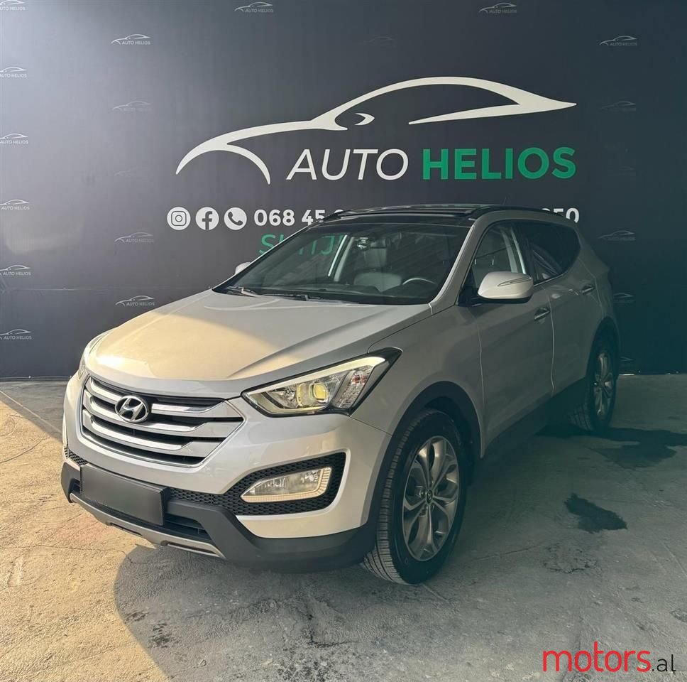 2013' Hyundai Santa Fe photo #1