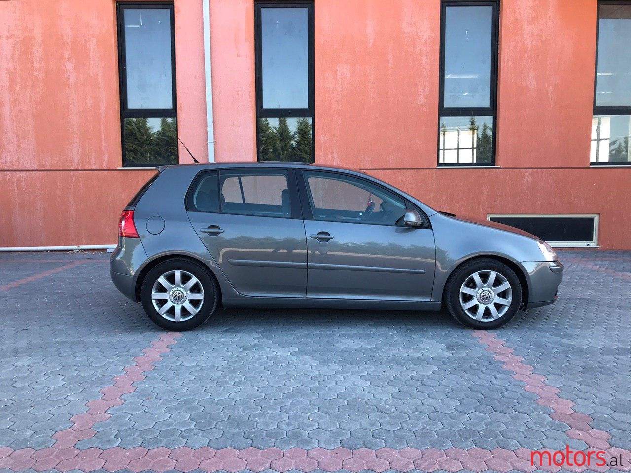 2005' Volkswagen Golf 2.0 TDI MANUAL photo #2