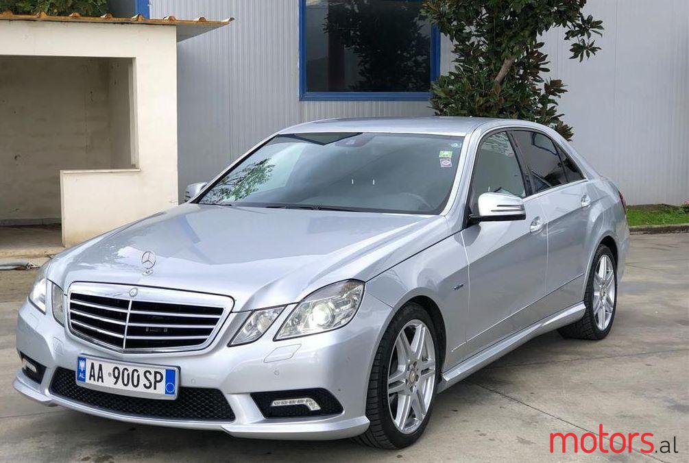 2010' Mercedes-Benz E 200 photo #1