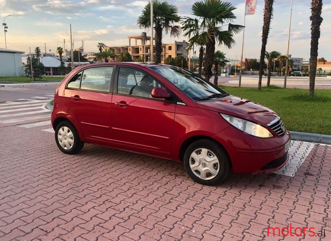 2014' Tata Indica photo #1