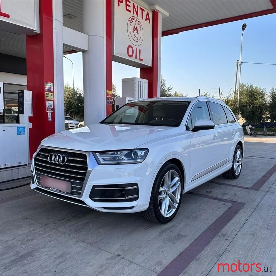 2017' Audi Q7 photo #2
