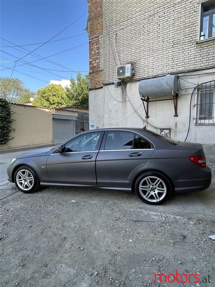 2008' Mercedes-Benz C 200 photo #2