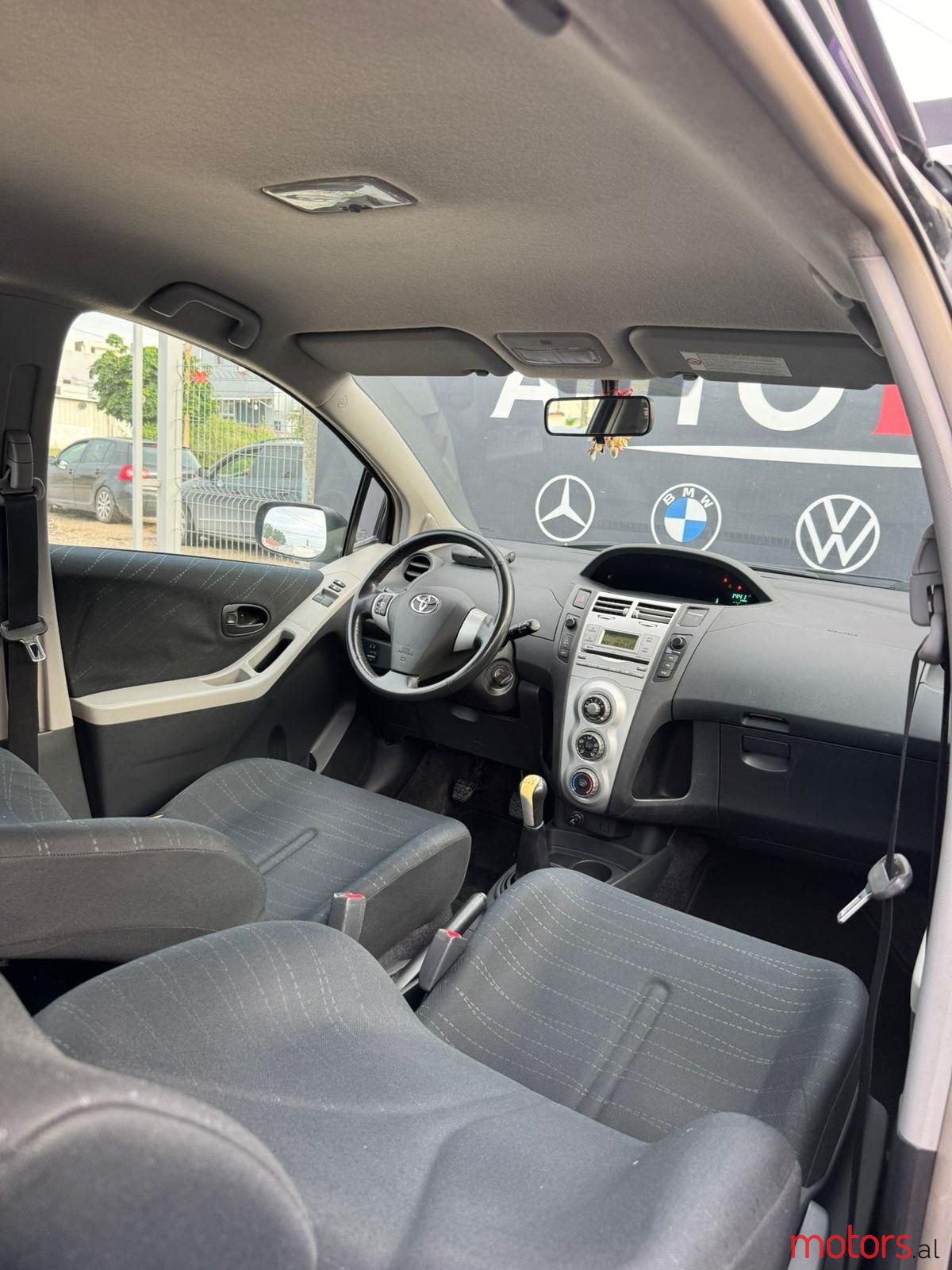 2007' Toyota Yaris photo #6