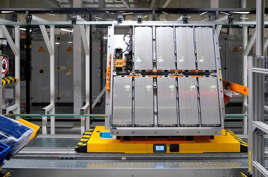 VW solid-state battery prototype shows real promise