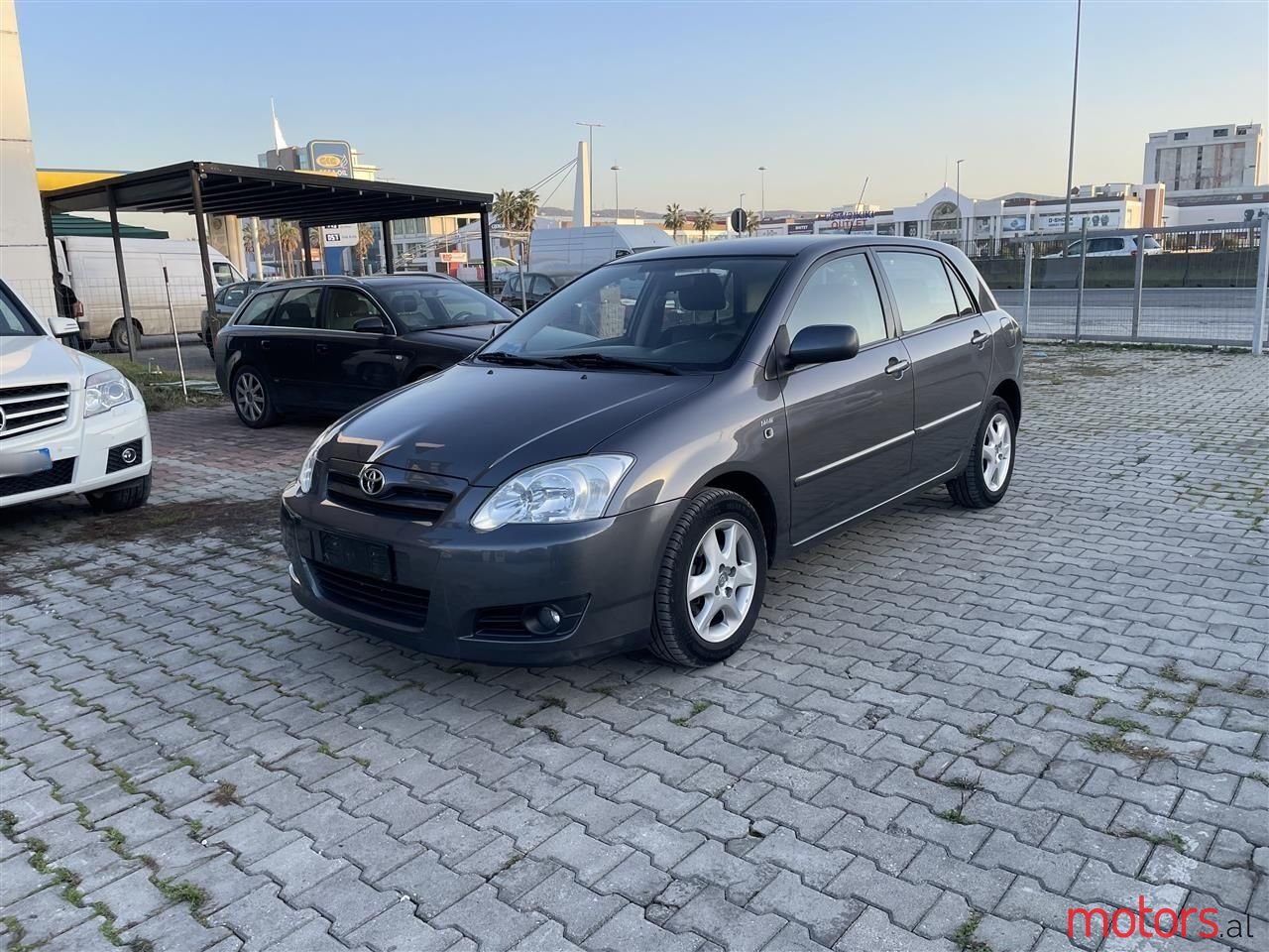 2006' Toyota Corolla photo #2