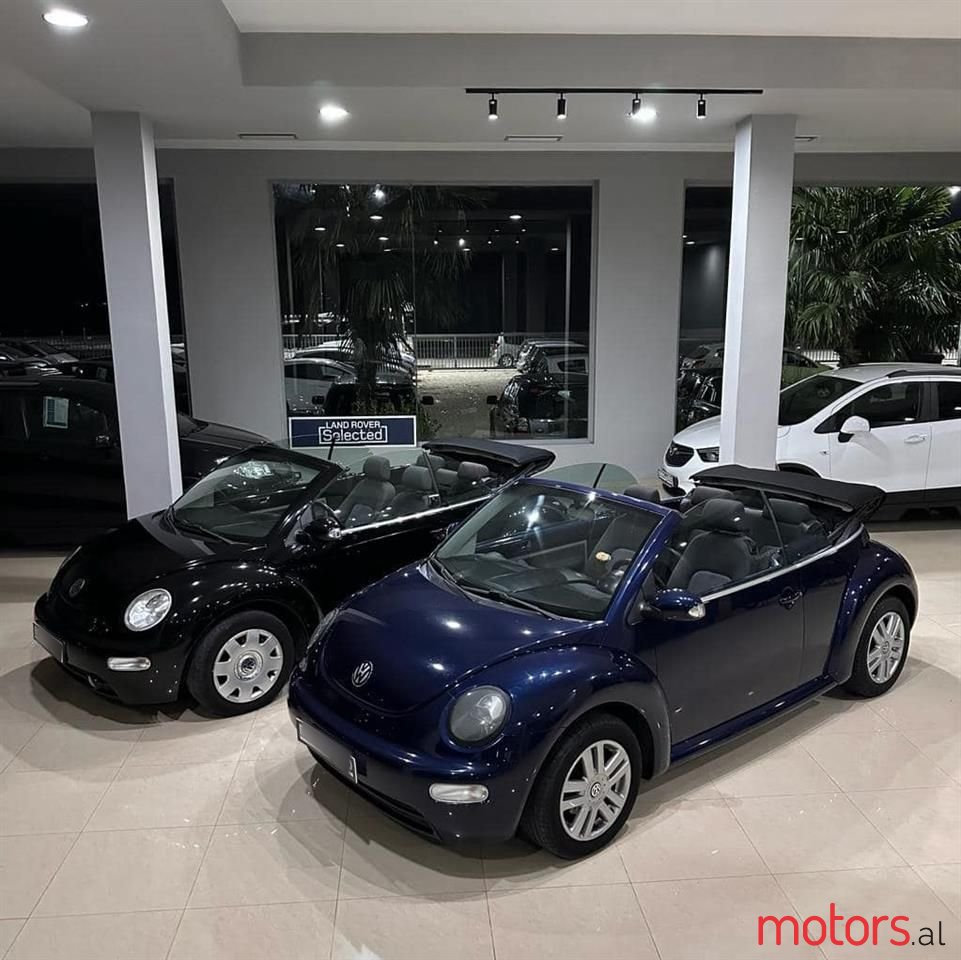 2005' Volkswagen New Beetle photo #4