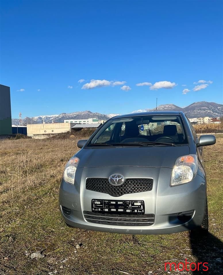 2006' Toyota Yaris photo #4