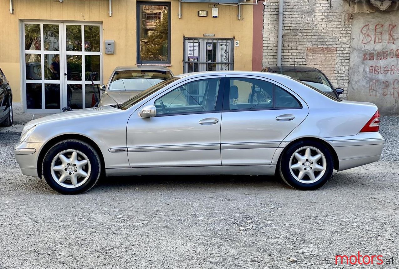 2003' Mercedes-Benz C 240 photo #1