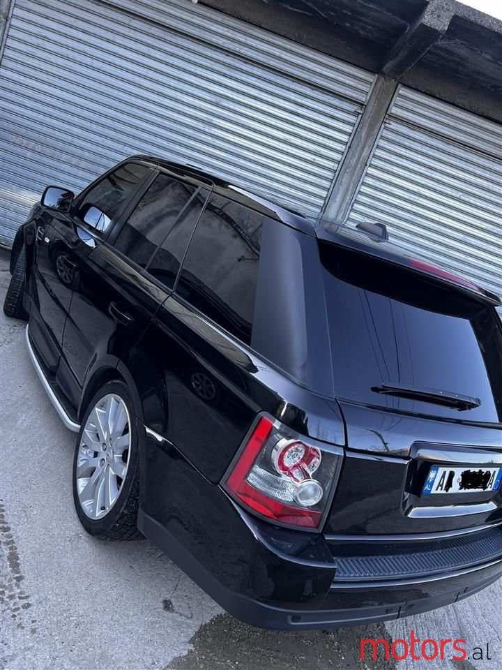 2009' Land Rover Range Rover Sport photo #4