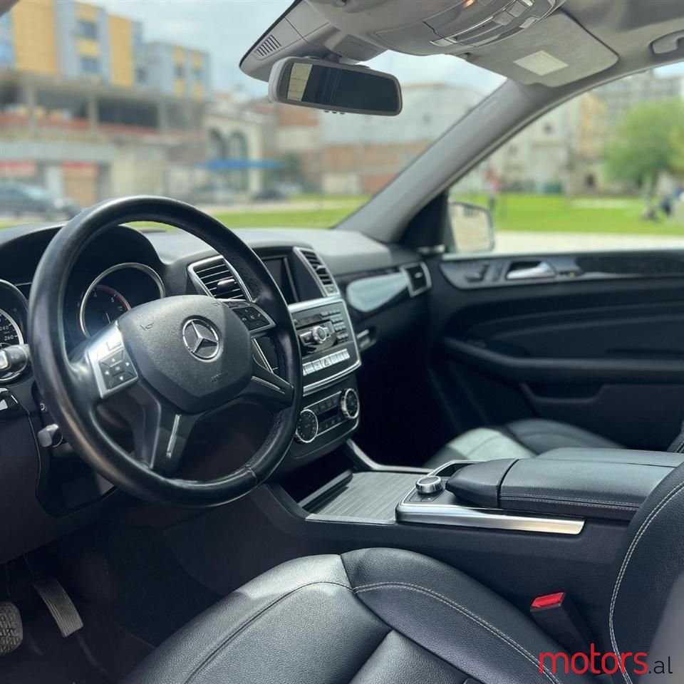 2013' Mercedes-Benz ML 350 photo #2