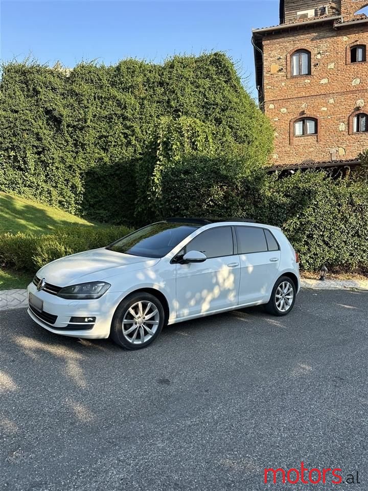 2014' Volkswagen Golf photo #3