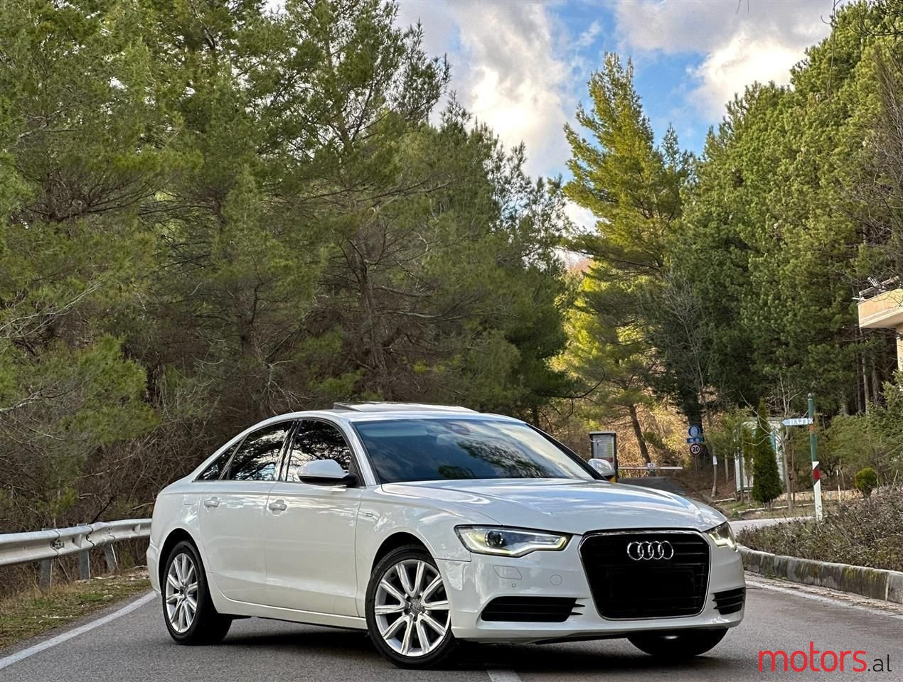 2012' Audi A6 photo #2