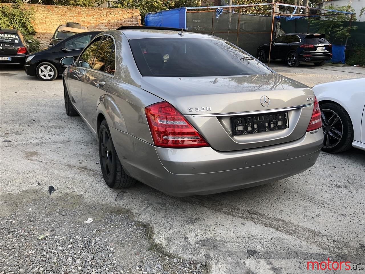 2006' Mercedes-Benz S 320 photo #3