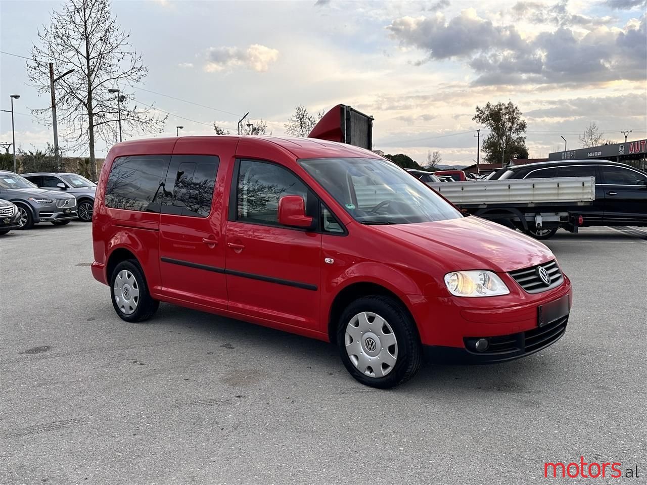 2009' Volkswagen Caddy photo #5