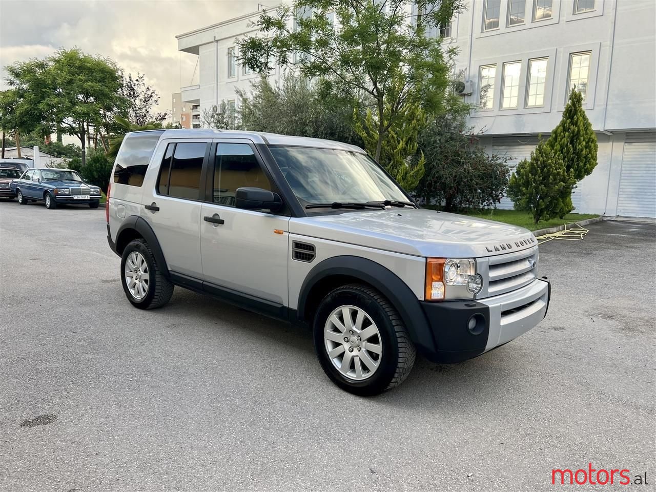 2007' Land Rover Discovery photo #2