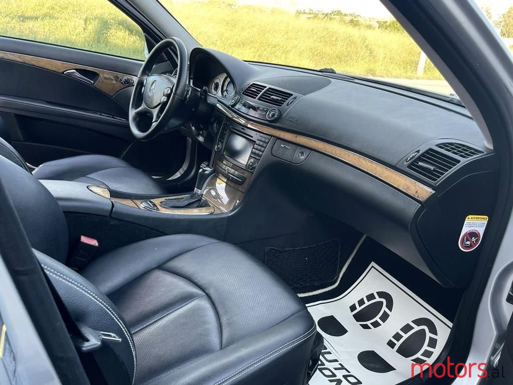 2007' Mercedes-Benz E 320 photo #5