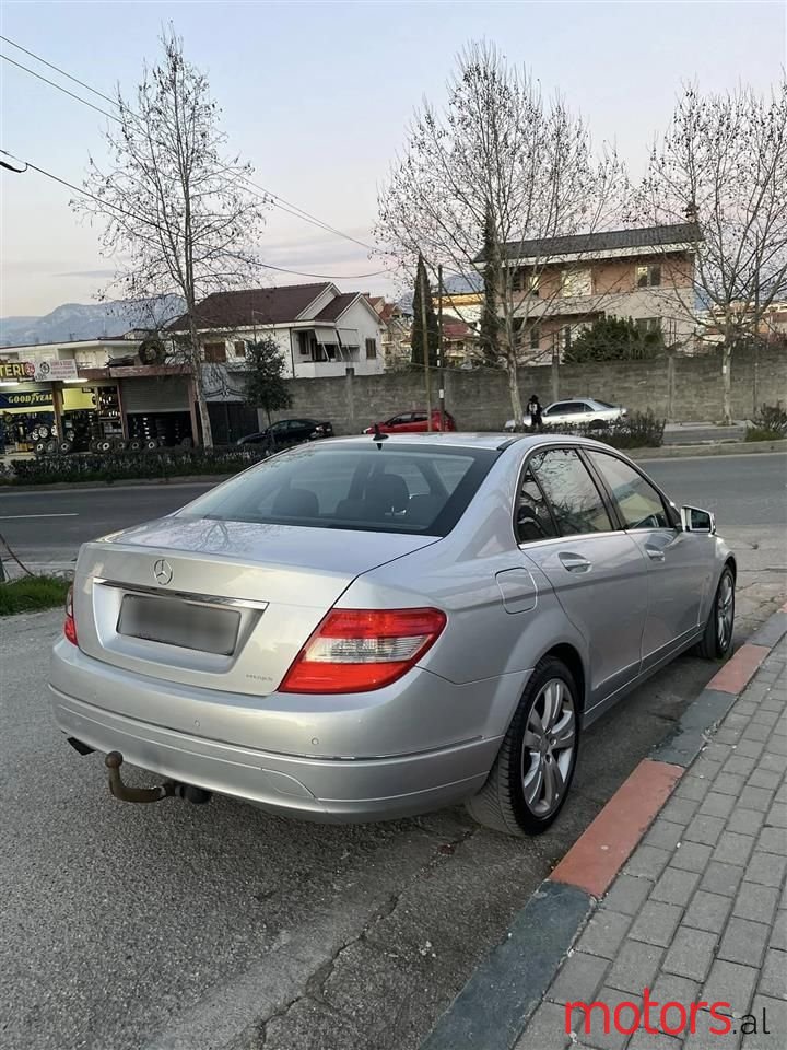 2009' Mercedes-Benz C 200 photo #2