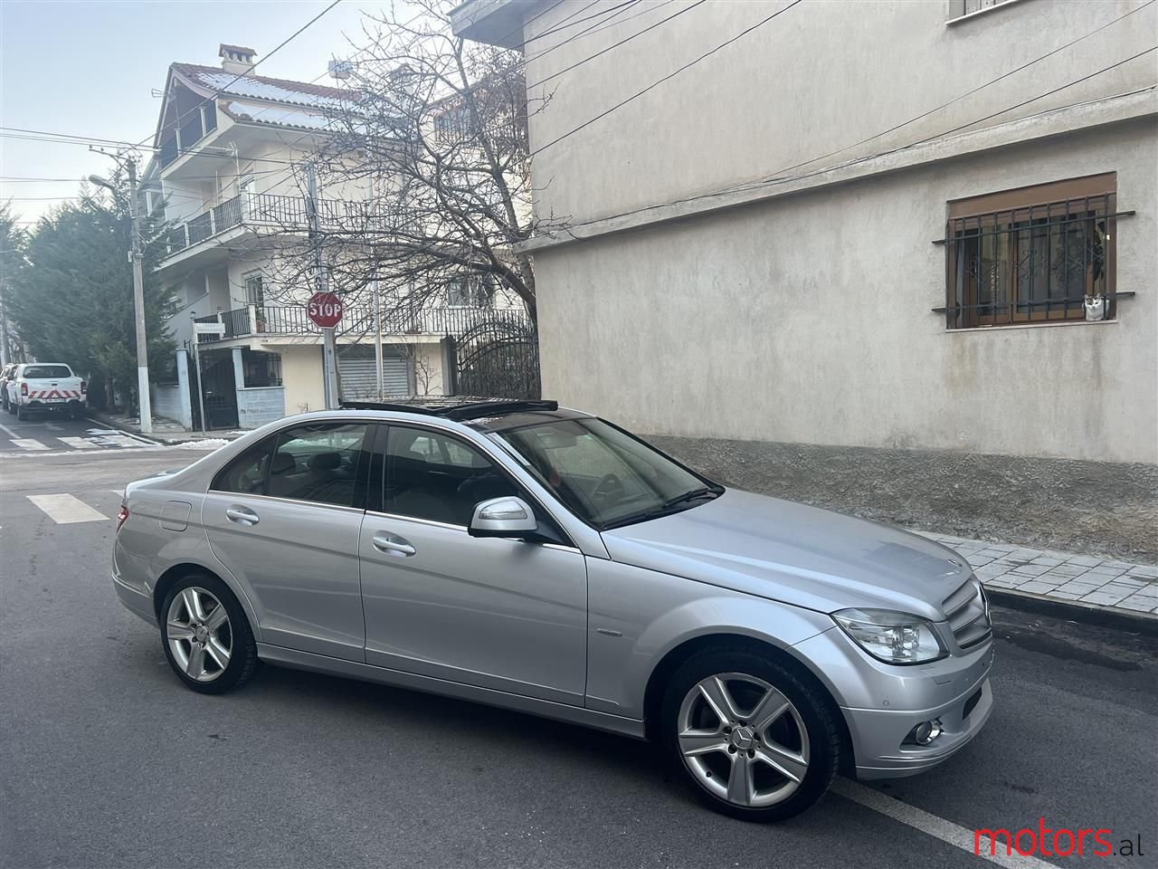 2008' Mercedes-Benz C 300 photo #1