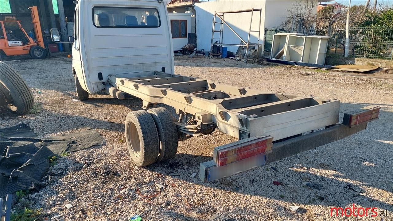 2001' Mercedes-Benz 270 photo #1