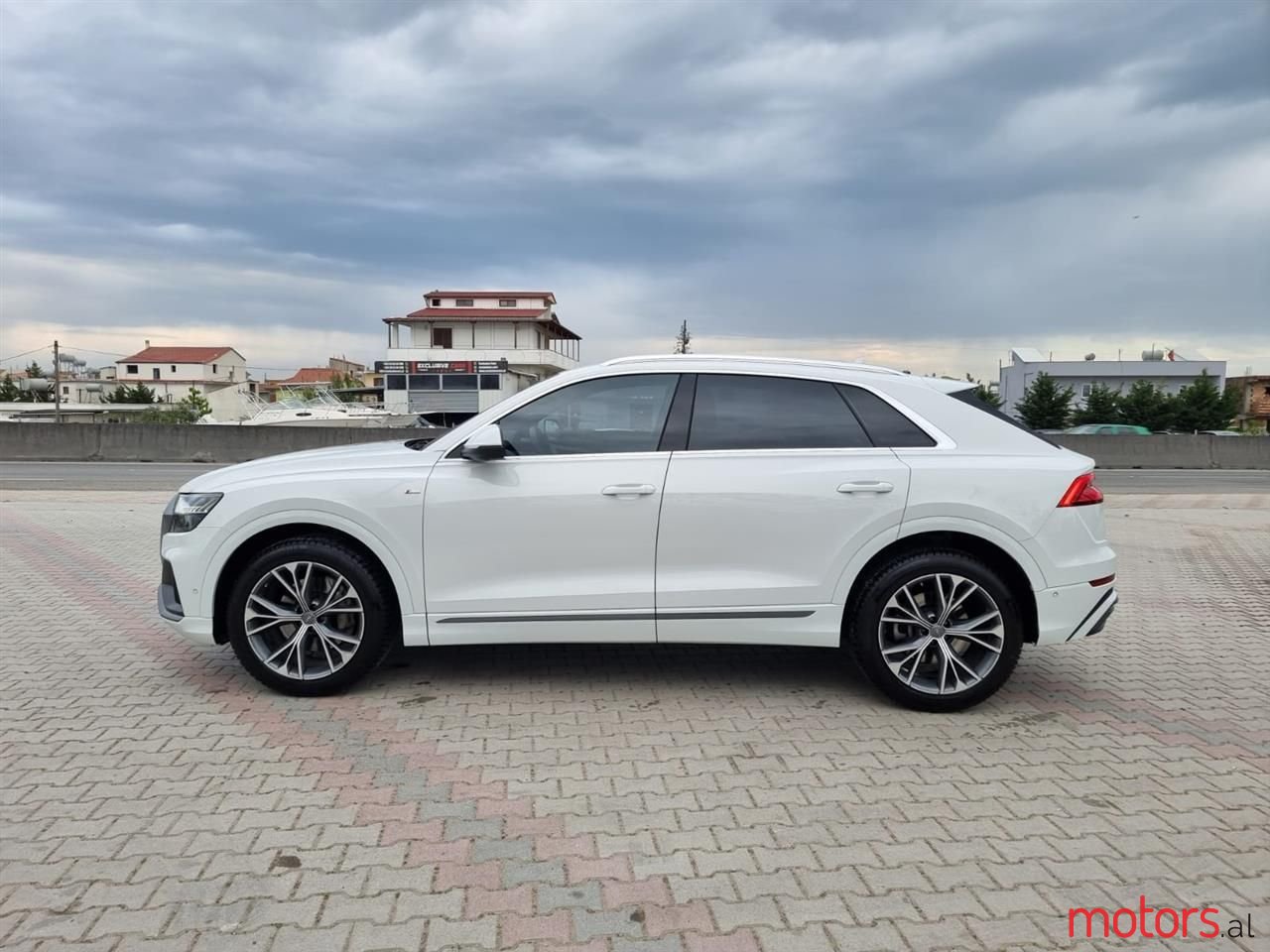 2020' Audi Q7 photo #5