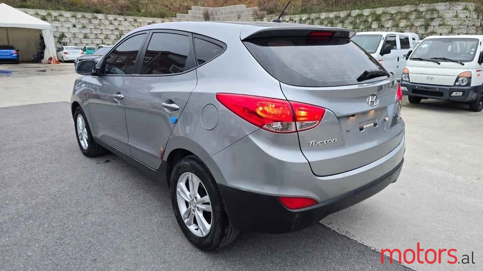 2012' Hyundai Tucson photo #3