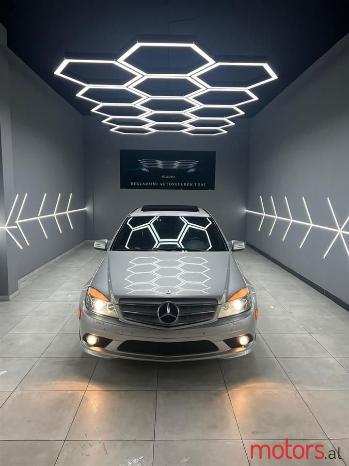 2010' Mercedes-Benz C 300 photo #1