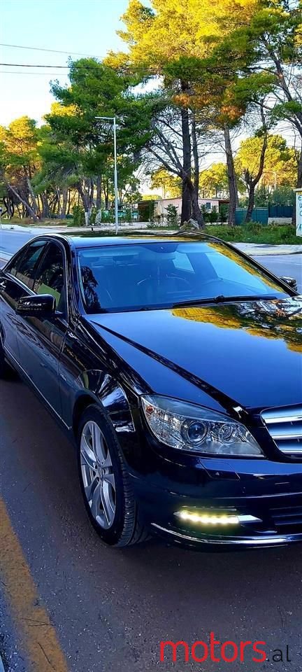 2008' Mercedes-Benz C 220 photo #1