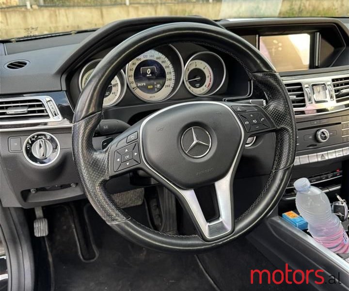 2016' Mercedes-Benz E 220 photo #5