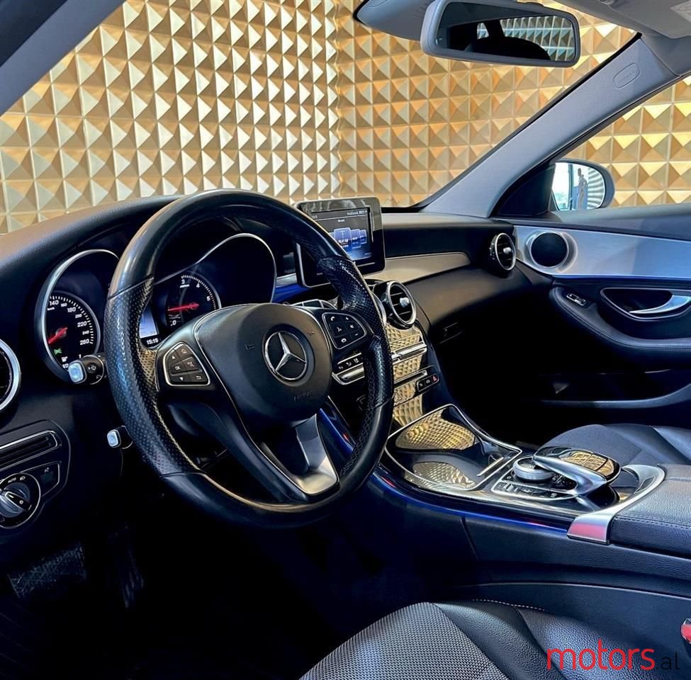 2016' Mercedes-Benz C 220 photo #3