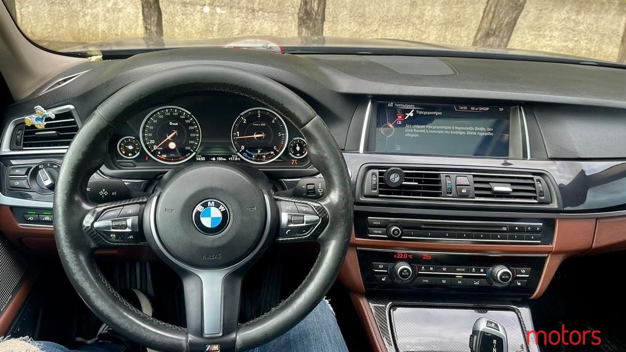 2017' BMW 520 photo #6