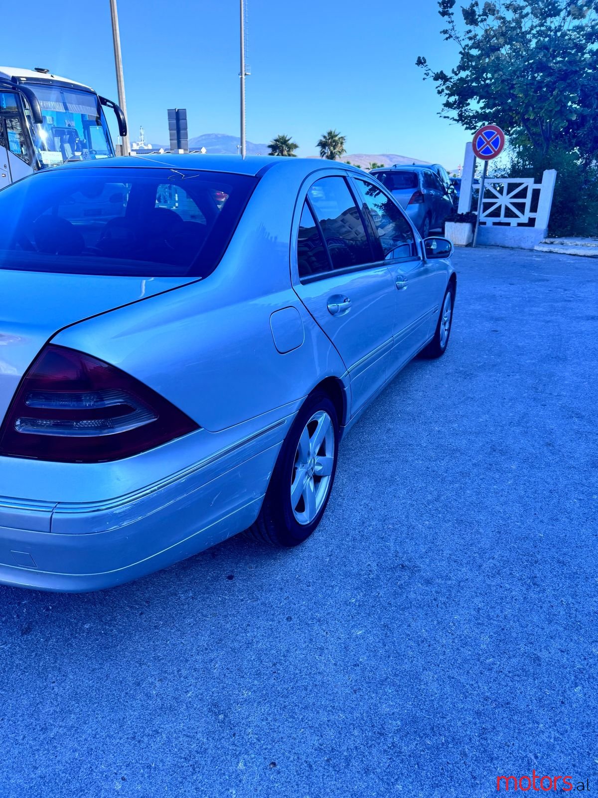 2001' Mercedes-Benz C 200 photo #4