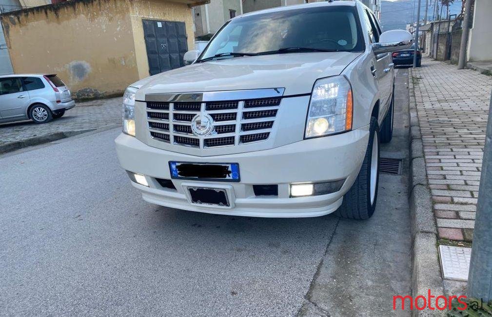 2008' Cadillac Escalade photo #1