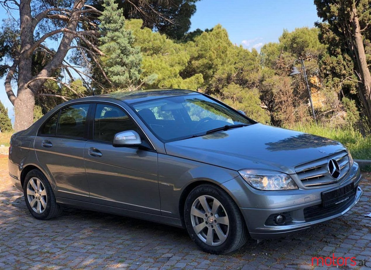 2008' Mercedes-Benz C 220 photo #1