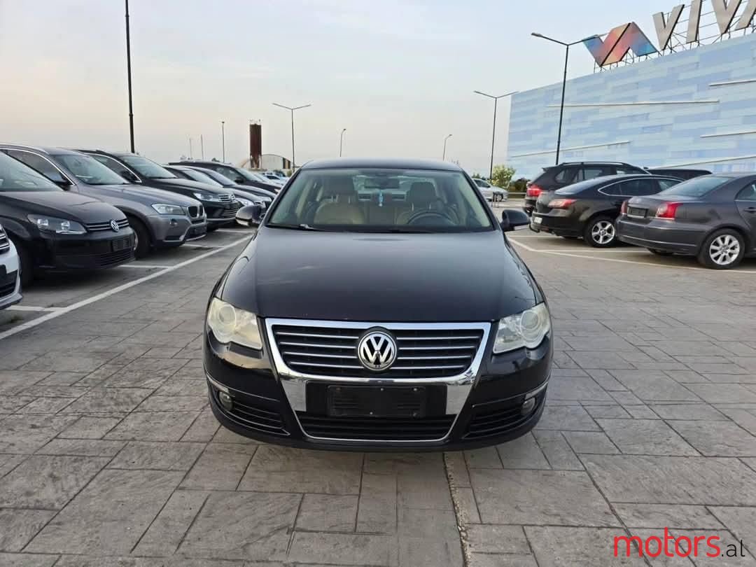 2007' Volkswagen Passat photo #5