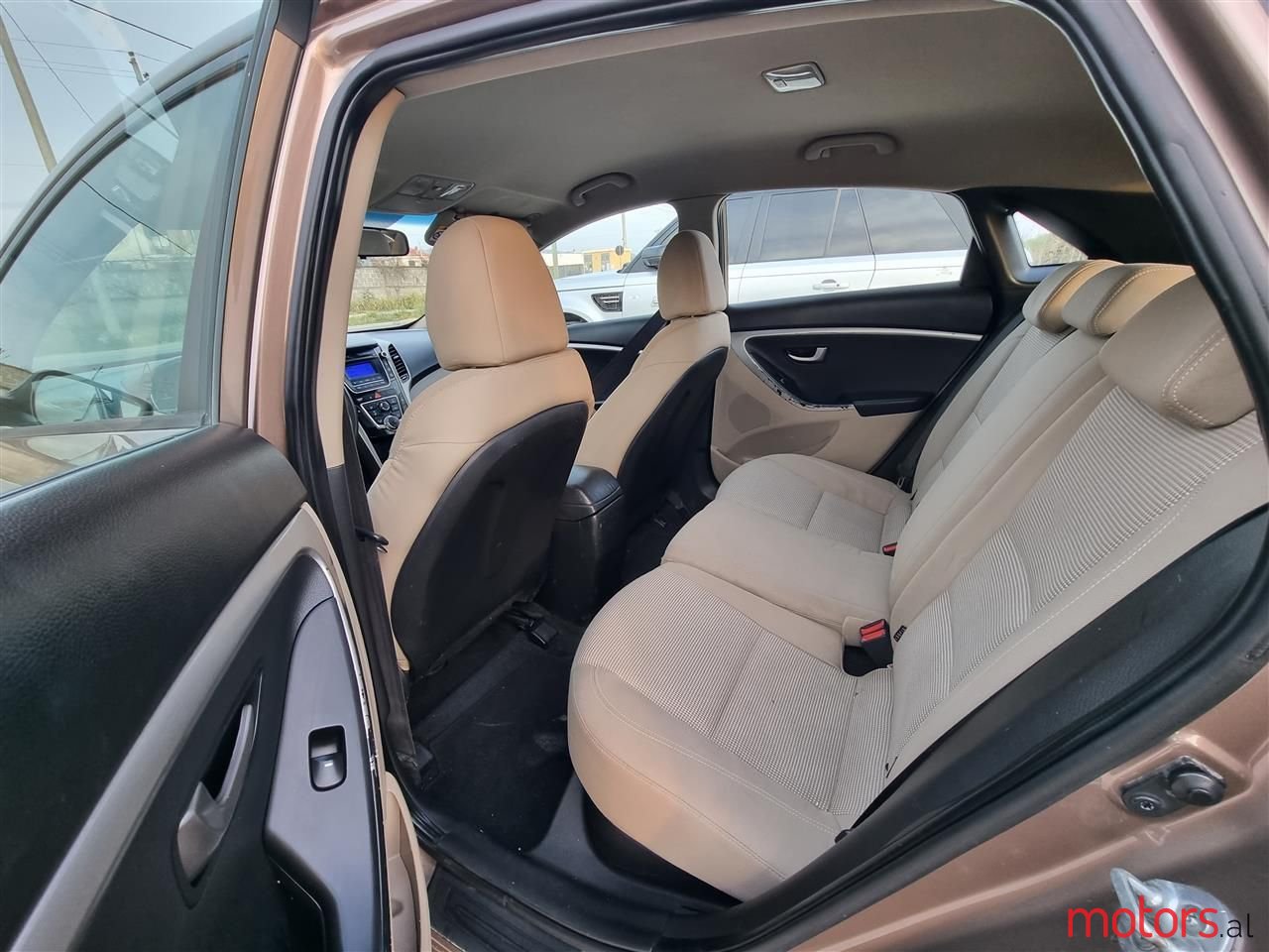 2014' Hyundai i30 photo #6