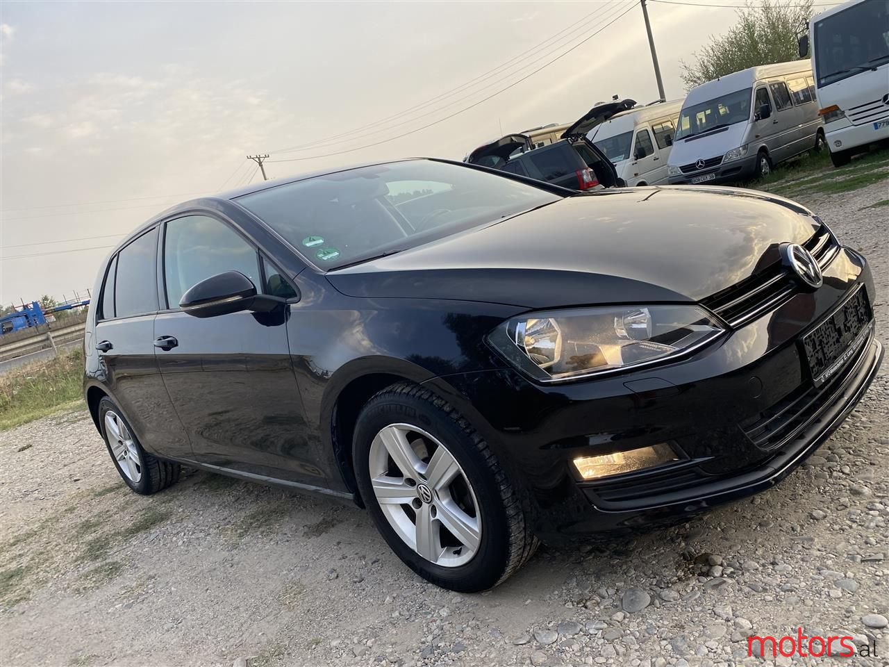 2016' Volkswagen Golf photo #4