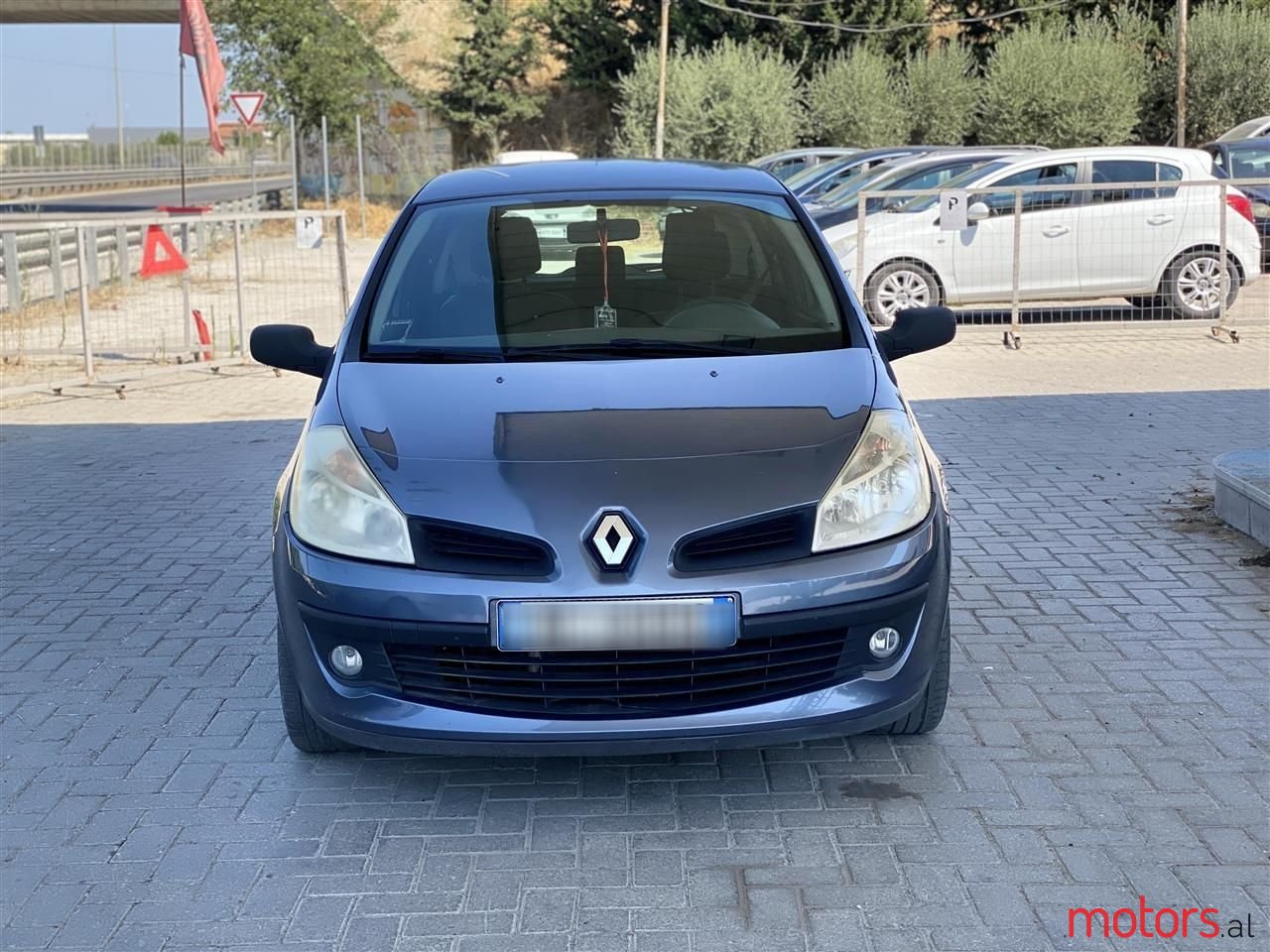 2006' Renault Clio photo #3