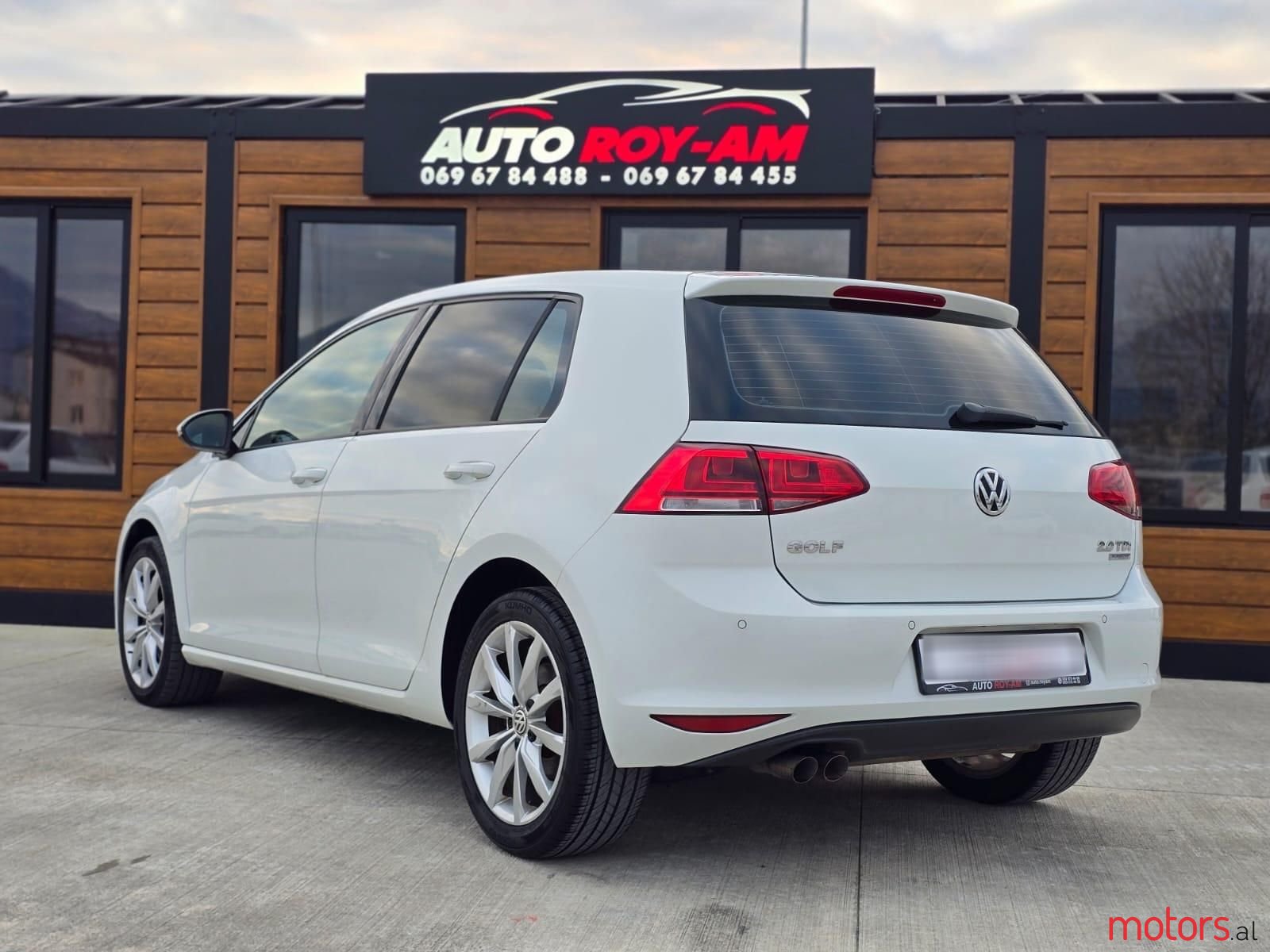 2013' Volkswagen Golf photo #3