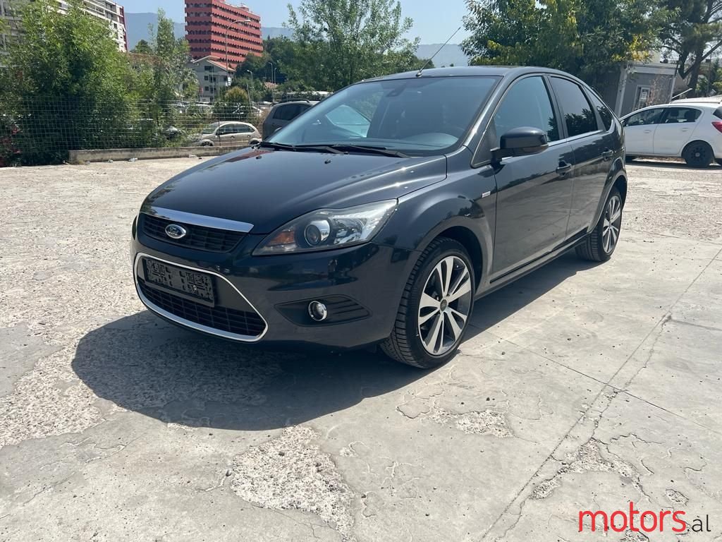 2010' Ford Focus photo #1