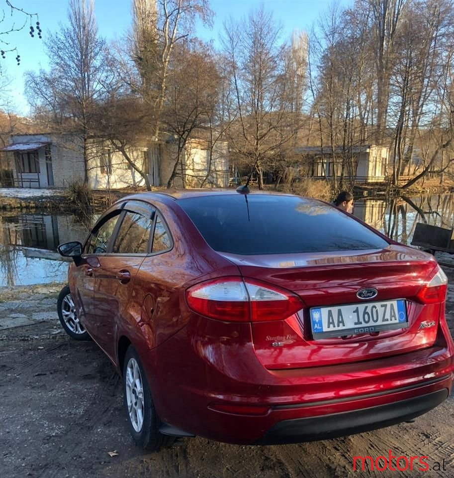 2015' Ford Fiesta photo #3