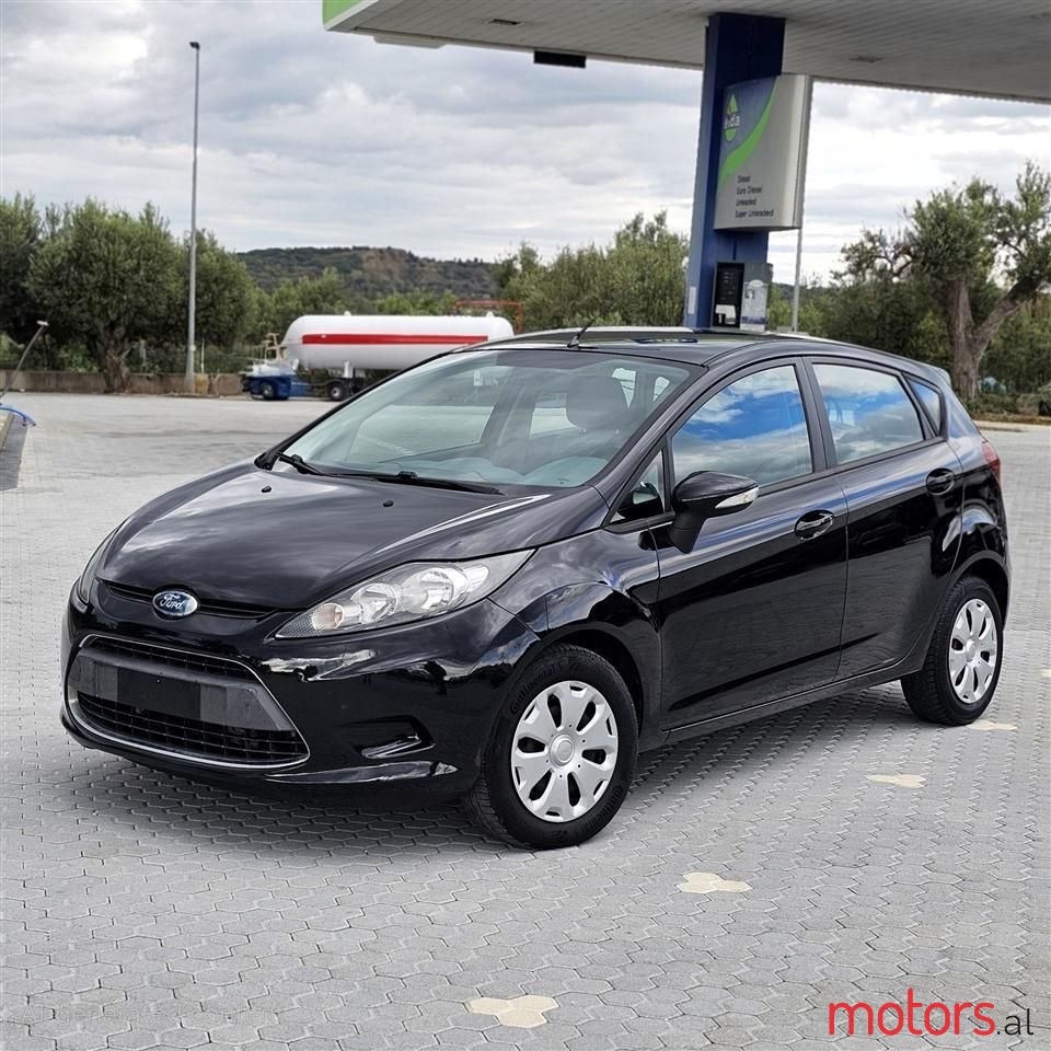 2010' Ford Fiesta photo #4