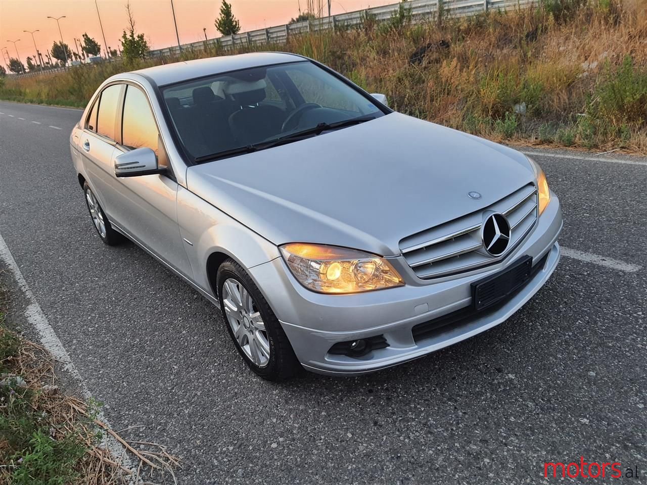 2010' Mercedes-Benz C 200 photo #4