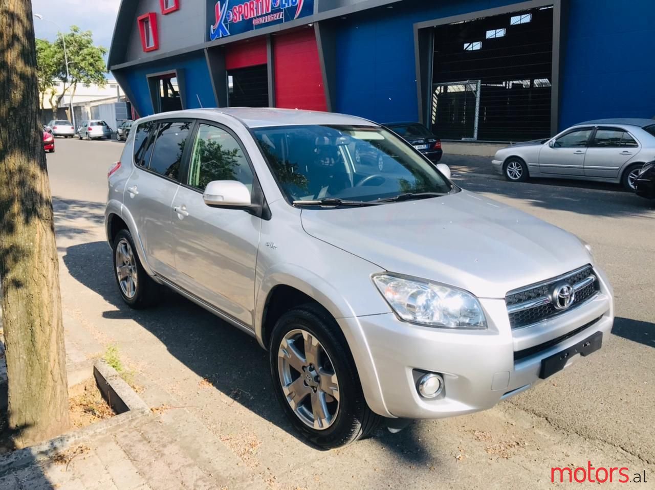 2010' Toyota RAV4 photo #3