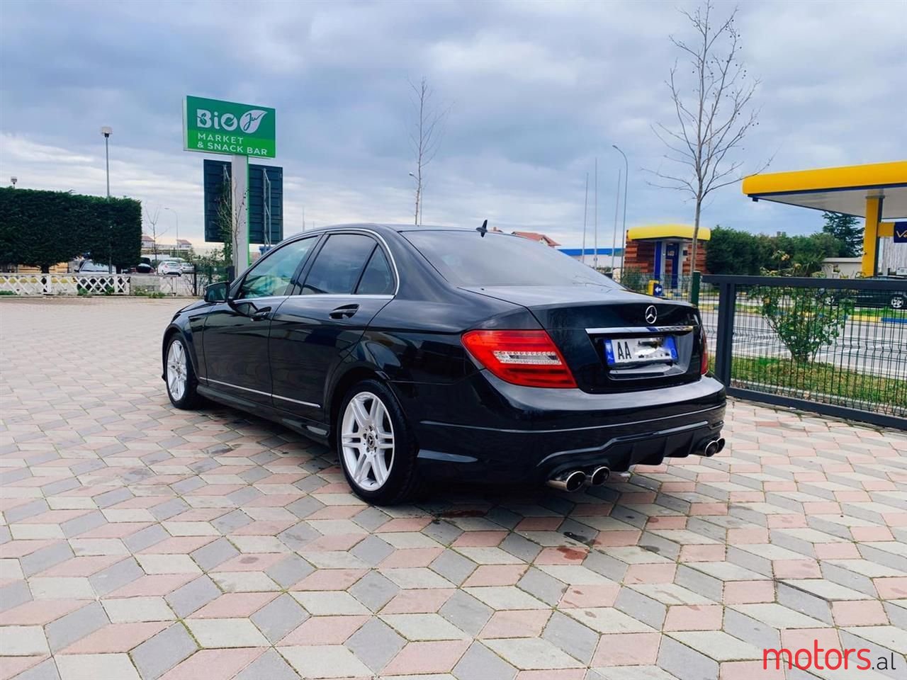 2009' Mercedes-Benz C 320 photo #4