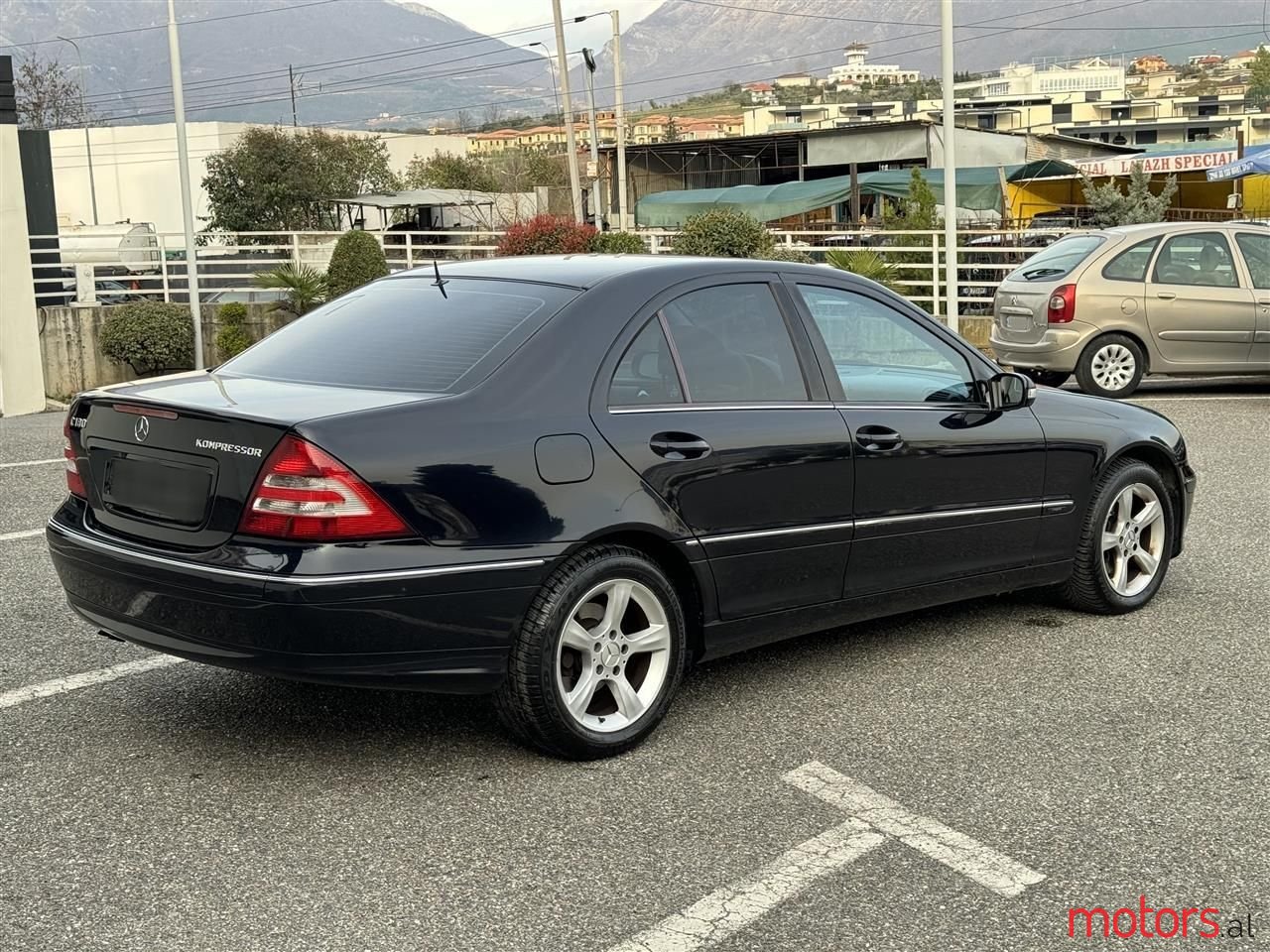 2004' Mercedes-Benz C 180 photo #5